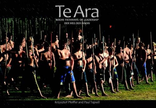 Stock image for TE ARA Maori Pathways of Leadership for sale by PBShop.store US