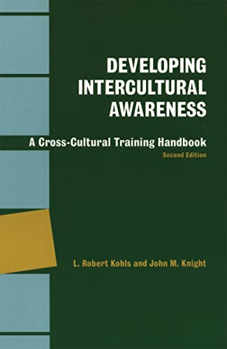 Imagen de archivo de Developing Intercultural Awareness: A Cross-Cultural Training Handbook a la venta por SecondSale