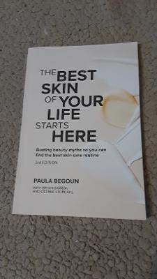 Imagen de archivo de The Best Skin Of Your Life Starts Here: Busting beauty myths so you can find the best skin care routine 3rd Edition a la venta por BooksRun