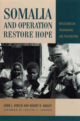 Beispielbild fr Somalia and Operation Restore Hope : Reflections or Peacemaking and Peacekeeping zum Verkauf von Better World Books