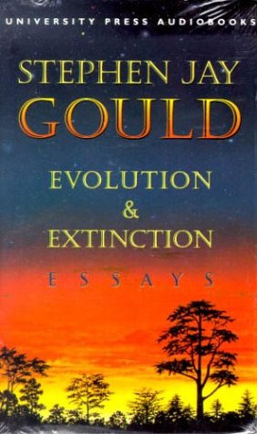 9781879557482: Evolution & Extinction: Essays