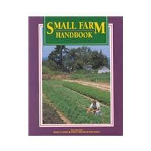 Beispielbild fr Small Farm Handbook (SFP001) zum Verkauf von HPB-Red