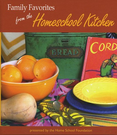 Beispielbild fr Family Favorites From the Homeschool Kitchen zum Verkauf von SecondSale