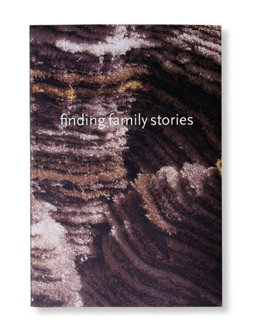 9781881161035: Finding Family Stories: An Arts Partnership 1995-1998