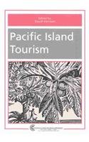 Imagen de archivo de Pacific Island Tourism (Tourism Dynamics) a la venta por Phatpocket Limited