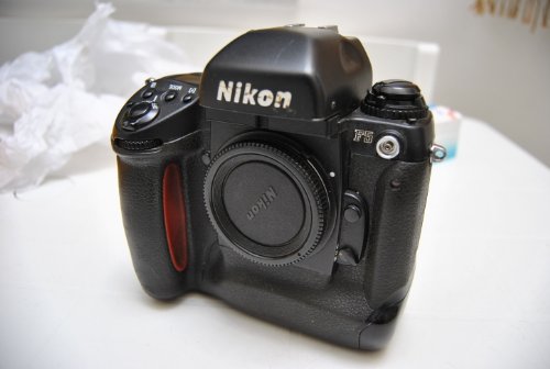 Beispielbild fr Nikon F5 zum Verkauf von Better World Books