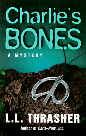 9781885173478: Charlie's Bones: A Mystery
