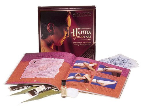 Imagen de archivo de The Henna Body Art Kit: Everything You Need to Create Stunning Temporary Tattoos [With 96-Page Book and Catalyst Solution, Henna, Mehlabiya Oil, Sheet a la venta por medimops