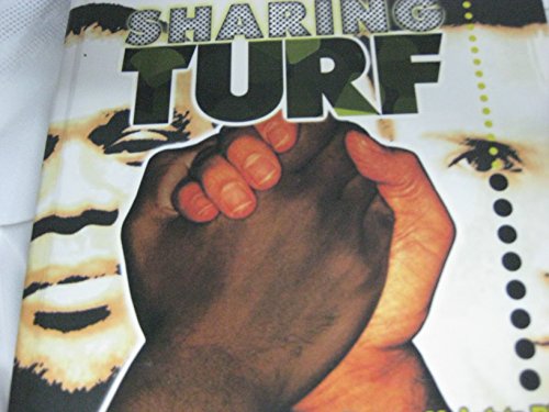 Imagen de archivo de Sharing Turf a la venta por HPB-Red