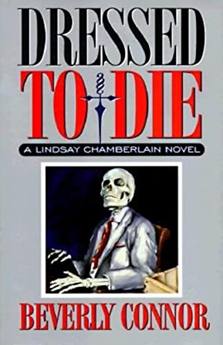 Beispielbild fr Dressed to Die : A Lindsay Chamberlain Novel zum Verkauf von Better World Books