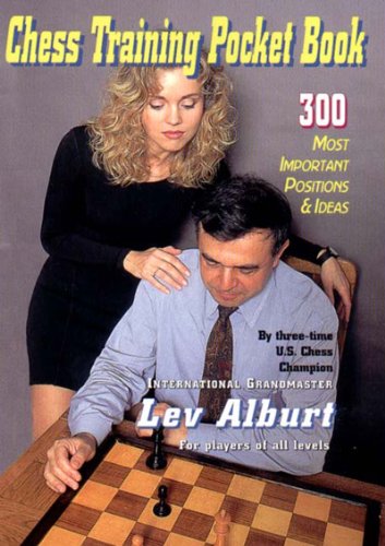 Imagen de archivo de Chess Training Pocket Book: 300 Most Important Positions and Ideas a la venta por ThriftBooks-Atlanta