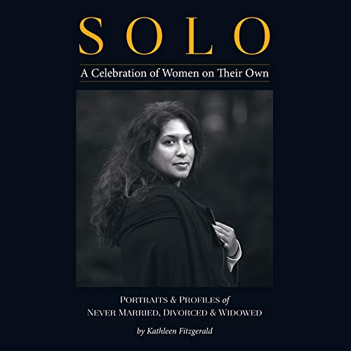 9781889937366: Solo: A Celebration of Women On Their Own