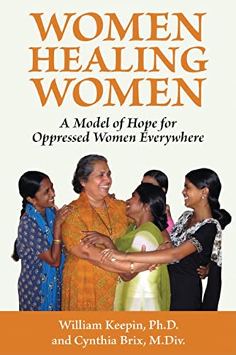9781890772888: Women Healing Women: A Model of Hope for Oppressed Women Everywhere