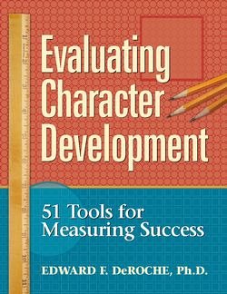 9781892056405: Evaluating Character Development