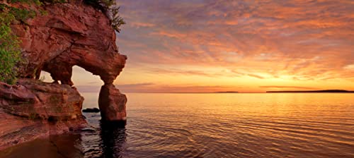 Stock image for Apostle Islands (Gallery Edition): From Land and Sea for sale by ThriftBooks-Atlanta