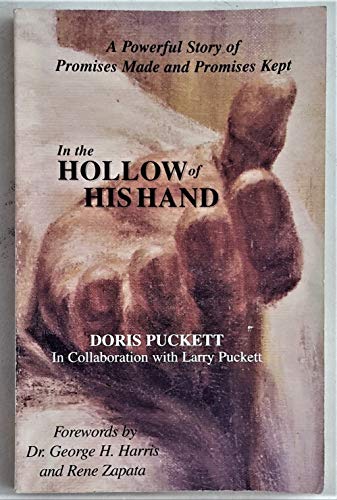 Beispielbild fr In the Hollow of His Hand (English and Spanish Edition) zum Verkauf von books4u31