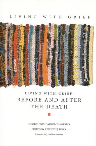 Imagen de archivo de Living with Grief: Before and After the Death a la venta por ThriftBooks-Atlanta