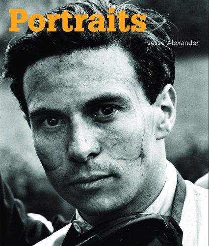 Imagen de archivo de Portraits a la venta por Front Cover Books