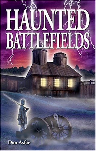 Beispielbild fr Haunted Battlefields zum Verkauf von Wonder Book
