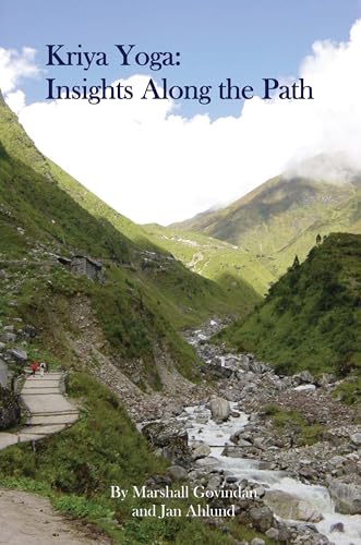 Beispielbild fr Kriya Yoga: Insights Along the Path zum Verkauf von KuleliBooks