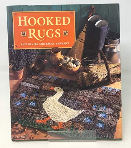 Imagen de archivo de Hooked Rugs a la venta por AwesomeBooks