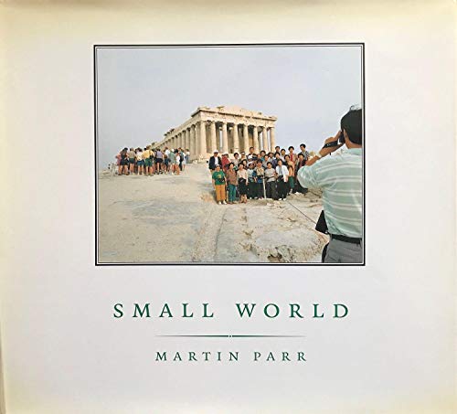 9781899235056: Small World: A Global Photographic Project, 1987-94 [Idioma Ingls]