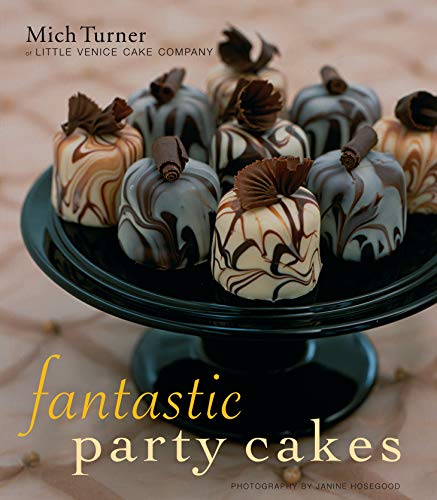 Beispielbild fr Fantastic Party Cakes zum Verkauf von ThriftBooks-Dallas