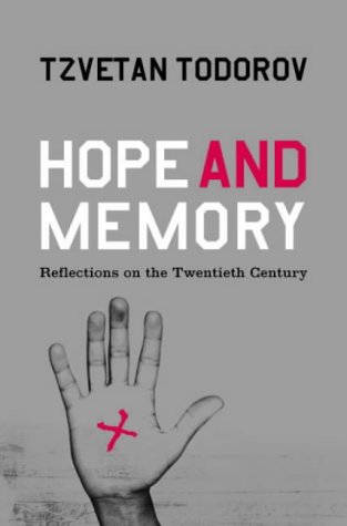 Imagen de archivo de Hope And Memory: Reflections on the Twentieth Century a la venta por WorldofBooks