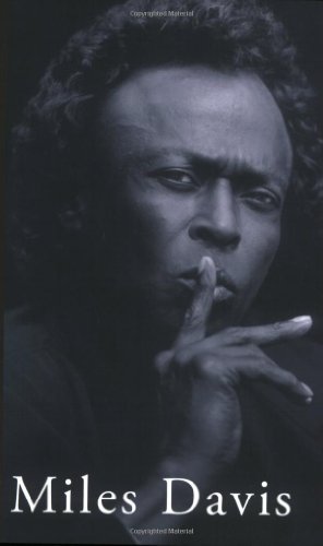 9781904341796: Miles Davis (Life & Times)