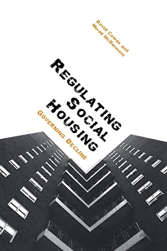 9781904385400: Regulating Social Housing: Governing Decline