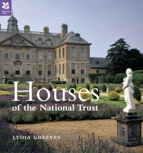 Beispielbild fr Houses of the National Trust: Outstanding Buildings of Britain zum Verkauf von AwesomeBooks