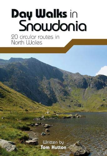 Beispielbild fr Day Walks in Snowdonia: 20 Circular Routes in North Wales: 9 zum Verkauf von WorldofBooks