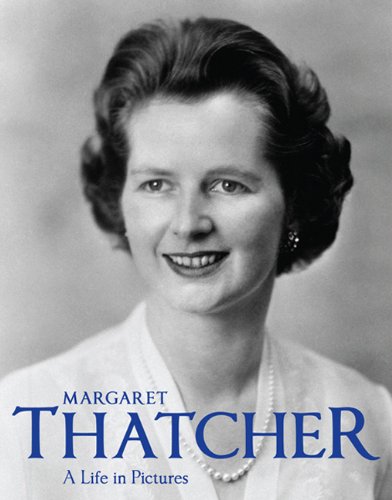 Imagen de archivo de Margaret Thatcher : A Life in Pictures a la venta por Better World Books: West