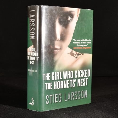 Stock image for THE GIRL WHO KICKED THE HORNETS' NEST : (Millennium Trilogy) for sale by Falls Bookstore