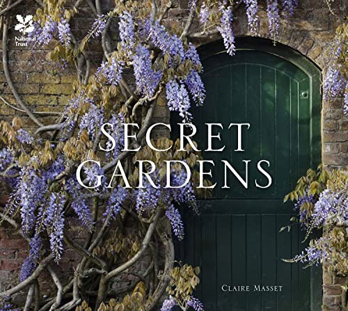 Imagen de archivo de Secret Gardens of the National Trust a la venta por AwesomeBooks