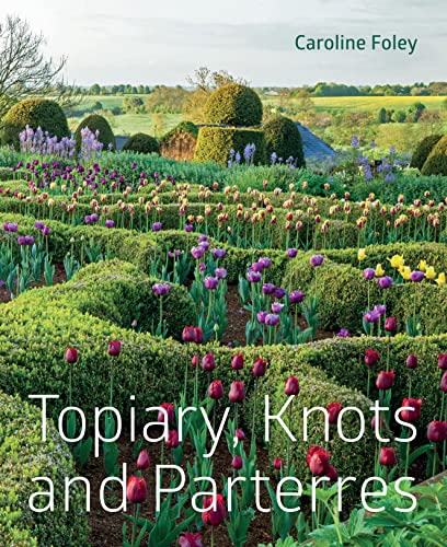 Beispielbild fr Topiary, Knots and Parterres zum Verkauf von WorldofBooks