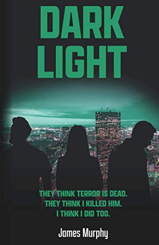 Beispielbild fr Dark Light (The Terror Trilogy) zum Verkauf von WorldofBooks
