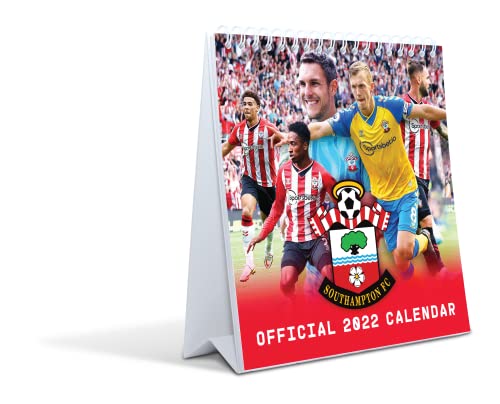 9781914588327: The Official Southampton Football Club Desk Calendar 2022
