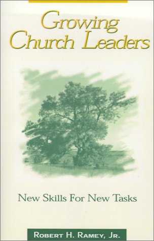 Imagen de archivo de Growing Church Leaders a la venta por Ergodebooks