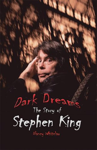 Imagen de archivo de Dark Dreams : The Story of Stephen King a la venta por Better World Books