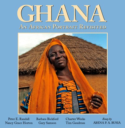 9781931807579: Ghana: An African Portrait Revisited