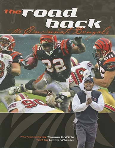 Imagen de archivo de The Road Back: The Cincinnati Bengals a la venta por Basement Seller 101