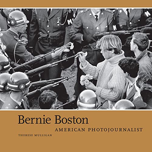 Beispielbild fr Bernie Boston: American Photojournalist zum Verkauf von Booksavers of Virginia