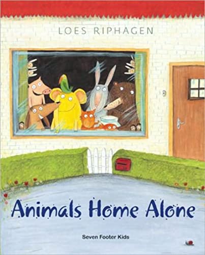Beispielbild fr Animals Home Alone zum Verkauf von Better World Books