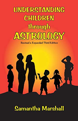 Imagen de archivo de Understanding Children Through Astrology a la venta por BooksRun