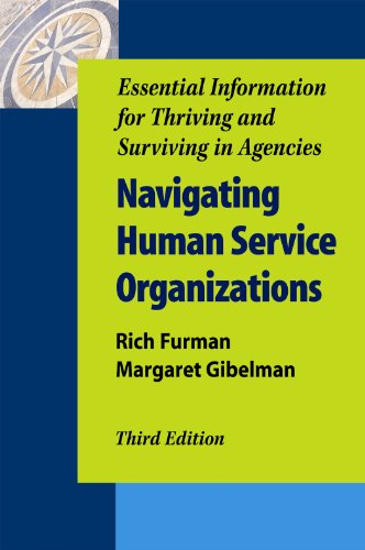 9781935871248: Navigating Human Service Organizations