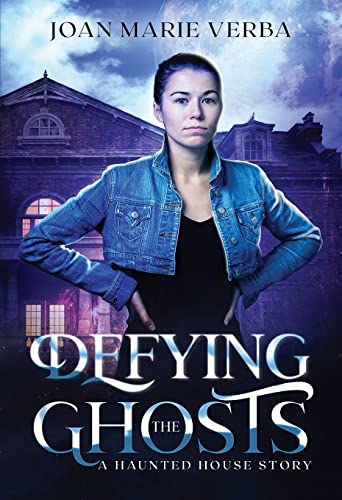 Beispielbild fr Defying the Ghosts: A Haunted House Story zum Verkauf von Better World Books