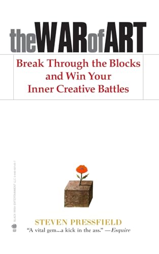 Imagen de archivo de The War of Art: Break Through the Blocks and Win Your Inner Creative Battles a la venta por New Legacy Books