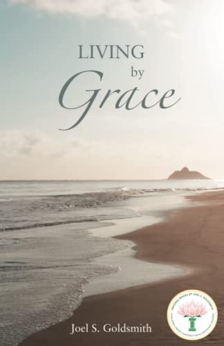 9781939542717: Living by Grace