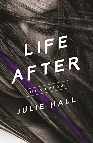Beispielbild fr Huntress (Life after series, 1) zum Verkauf von Wonder Book